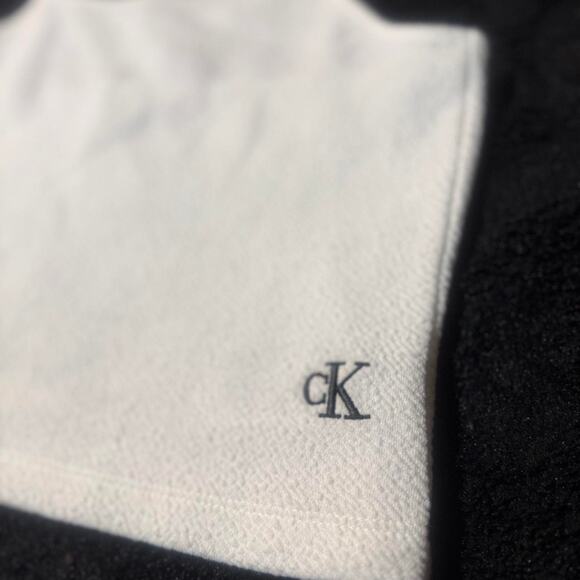 Calvin Klein Crop-Top Tank — White - Picture 2 of 4